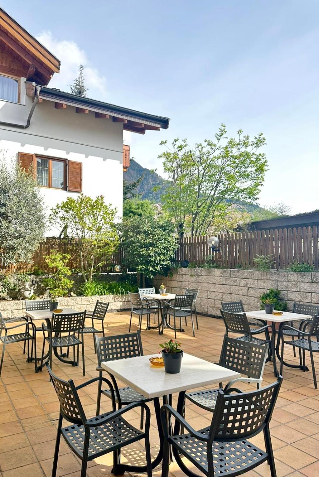 Garni Hotel Dorothea Tirolo Eksteriør billede